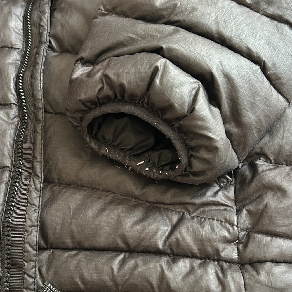 Patagonia Girls Black Quilted Down Puffer Jacket - Picture 3 of 3